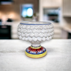 Vaso In Ceramica Bianco Pigna Siciliana Artiginale con Gambo Figure Ge